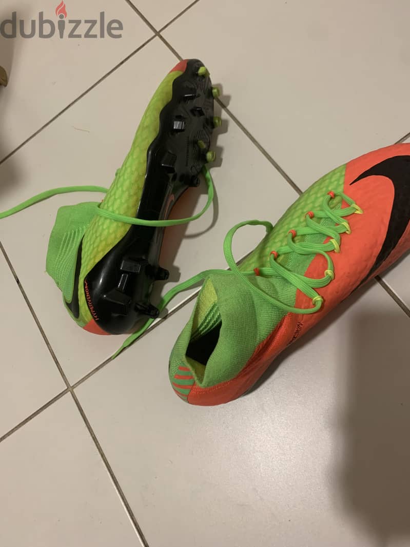 Football shoes Nike HYPERVENOM PHANTOM 3 DF AGPRO 8