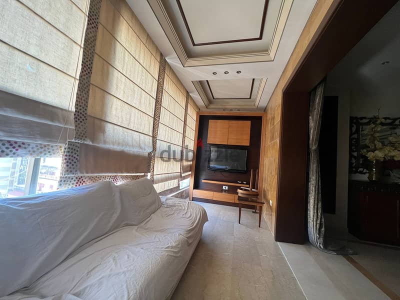 Apartment for sale in Sanayeh شقة للبيع في الصنايع 0