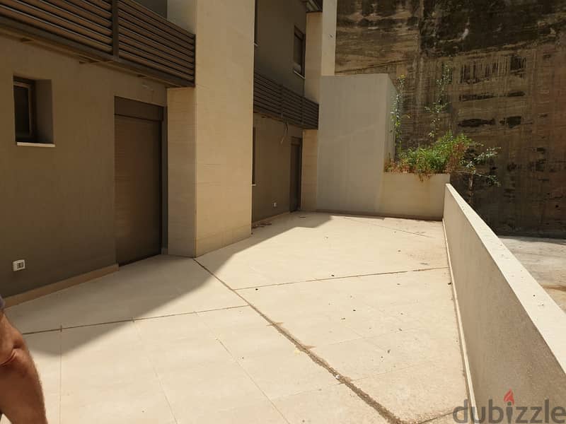138m2 apartment with a terrace for sale in Yarzeh شقة  للبيع في اليرزة 0