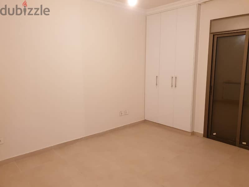 138m2 apartment with a terrace for sale in Yarzeh شقة  للبيع في اليرزة 4