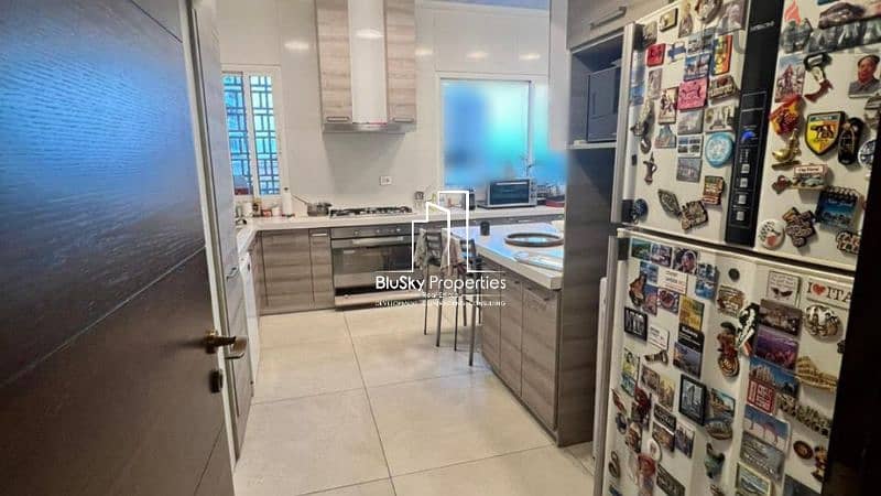 Apartment 350m² 3 beds For SALE In Hamra - شقة للبيع #RB 3