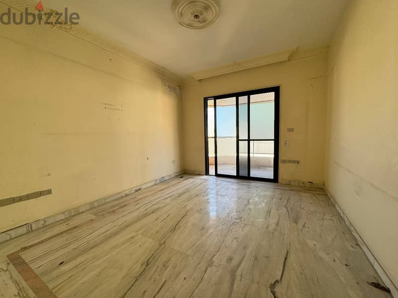 Apartment For Rent in Ain al-Mraiseh شقة للإيجار في عين مريسة 2