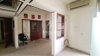 Office 175m² 5 Rooms For RENT In Badaro - مكتب للأجار #JF