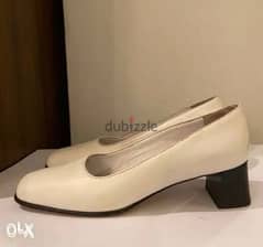 women Low heel pumps white shoes from Italy