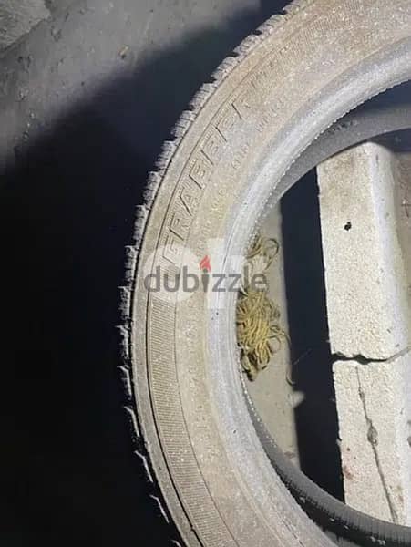 2 tyres in good condition for sale 5