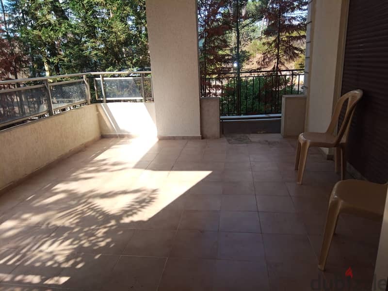 225 m2 apartment + 30 m2 garden having open view for sale in Broumana 1