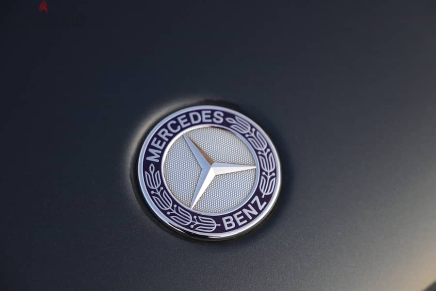 Mercedes-Benz GLC300 2016 Very Clean 14