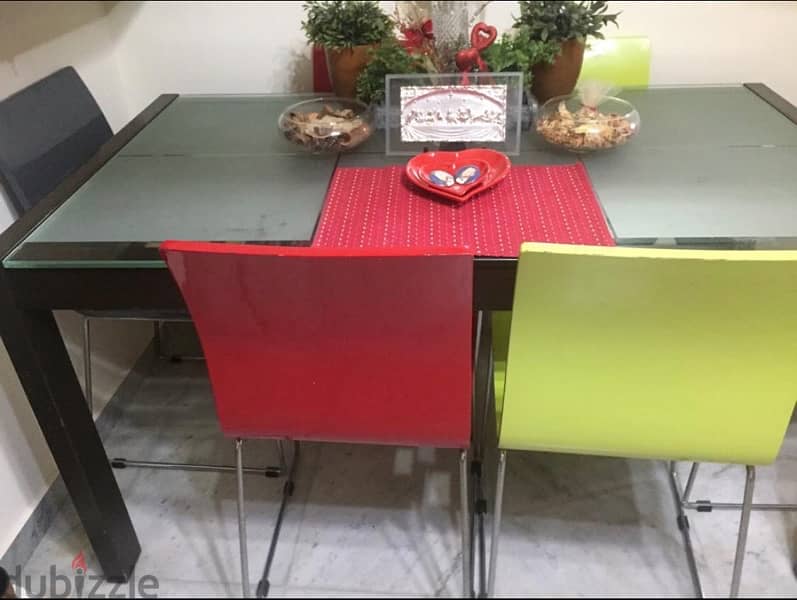 Dining Table and Chairs very high quality and luxurious 3