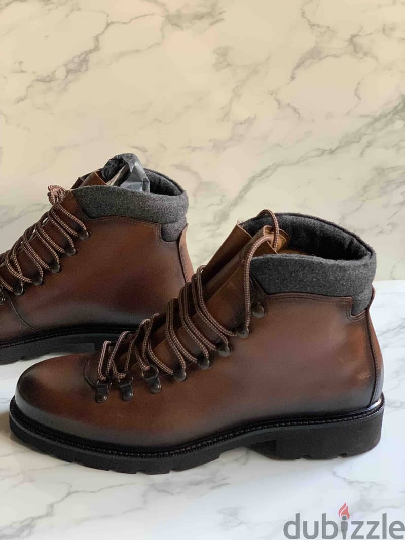 Massimo Dutti Brown Boots 1