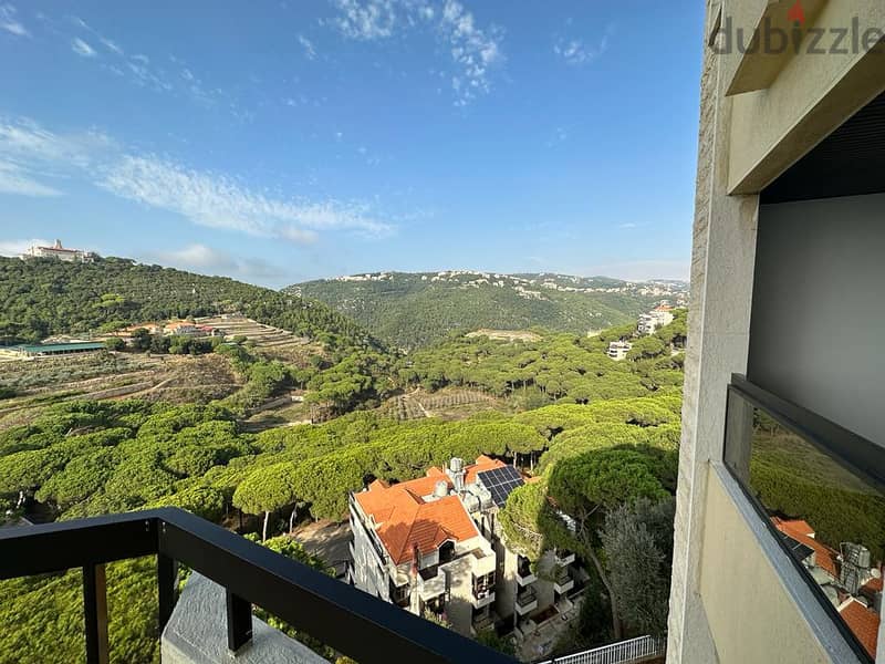 275 m² Sea and Mountain View Broumana Apartment for Sale. 6