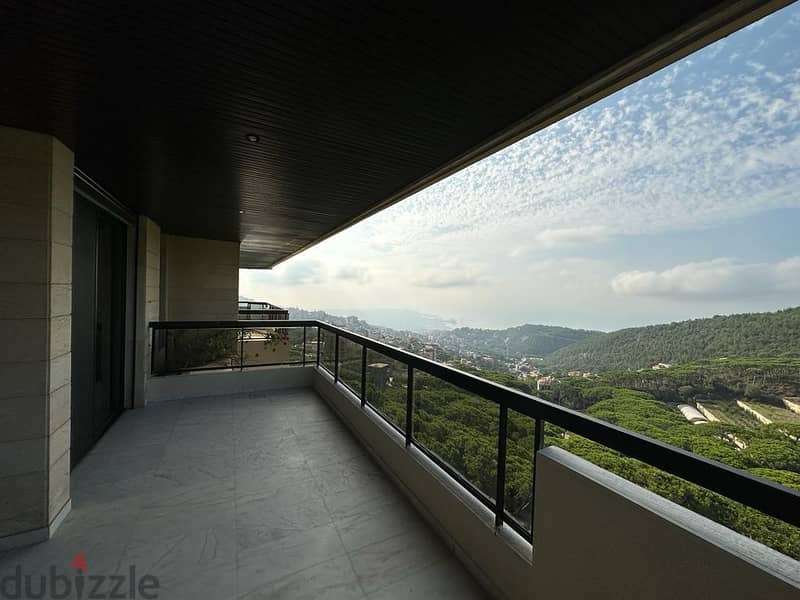 275 m² Sea and Mountain View Broumana Apartment for Sale. 9