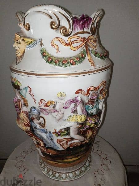 old vase cApodimonte 1