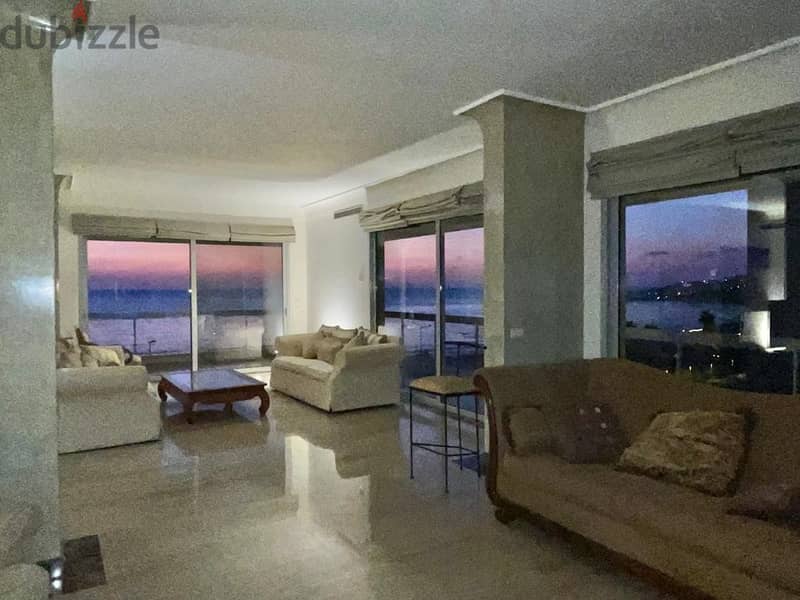 400 Sqm | Luxury Apartment For Rent In Ramlet El Bayda | Sea View 3