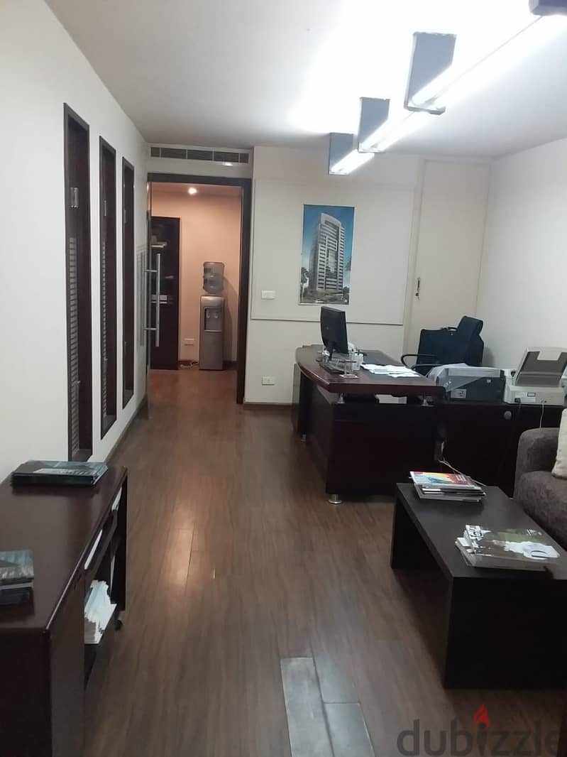 A furnished 150 m2 office/apartment for sale in Ramlet El Bayda 4