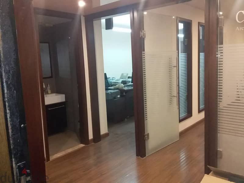 A furnished 150 m2 office/apartment for sale in Ramlet El Bayda 6