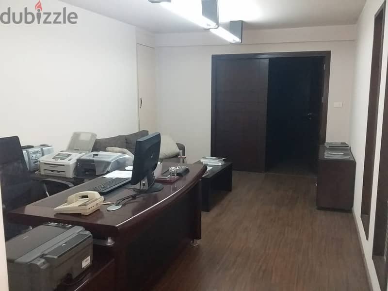 A furnished 150 m2 office/apartment for sale in Ramlet El Bayda 7
