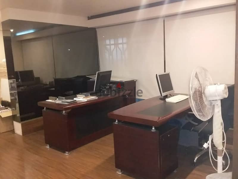 A furnished 150 m2 office/apartment for sale in Ramlet El Bayda 8