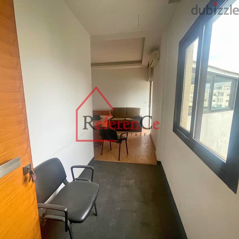 Prime office for rent in Baouchrieh مكتب مميز للإيجار في البوشرية 1