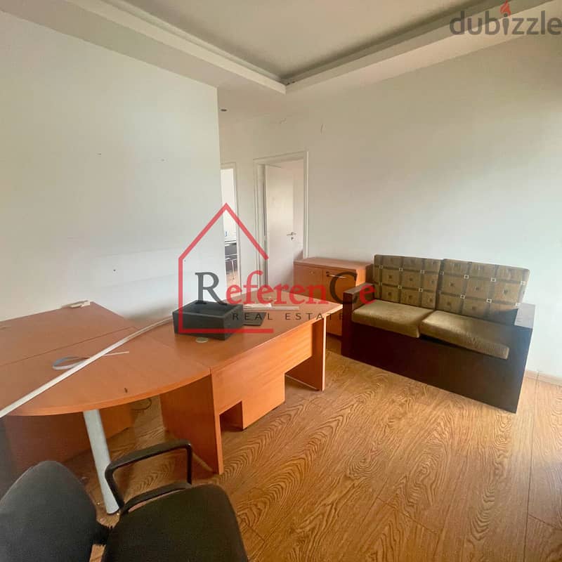 Prime office for rent in Baouchrieh مكتب مميز للإيجار في البوشرية 2