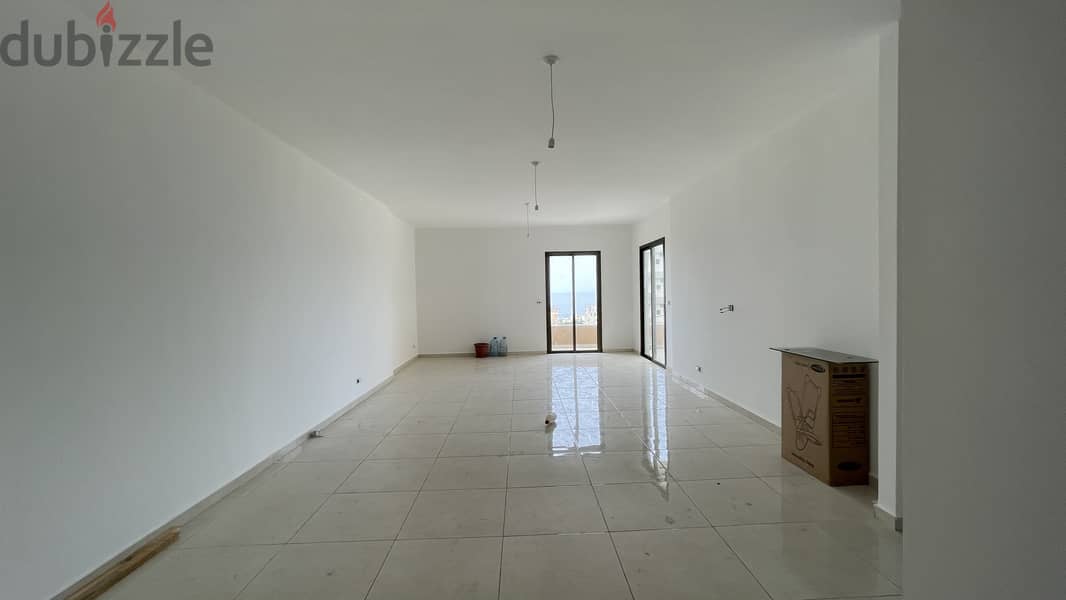 RWB125CA - Apartment for Sale in Amchit Jbeil شقة للبيع في عمشيت جبيل 2
