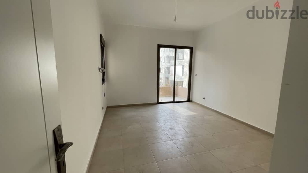 RWB125CA - Apartment for Sale in Amchit Jbeil شقة للبيع في عمشيت جبيل 3
