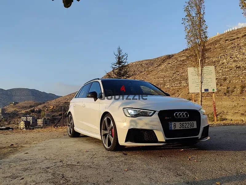 2016 Audi RS3: Exceptional Condition, Single Owner, Accident-Free 5