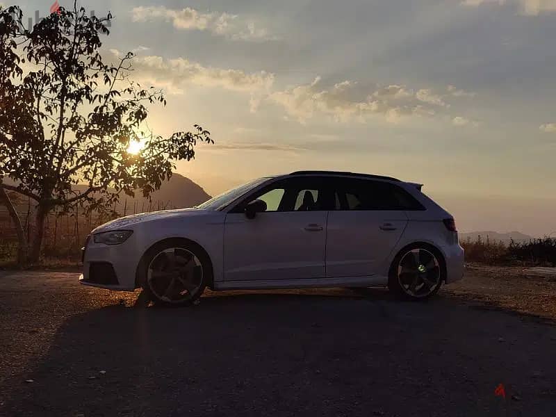 2016 Audi RS3: Exceptional Condition, Single Owner, Accident-Free 10