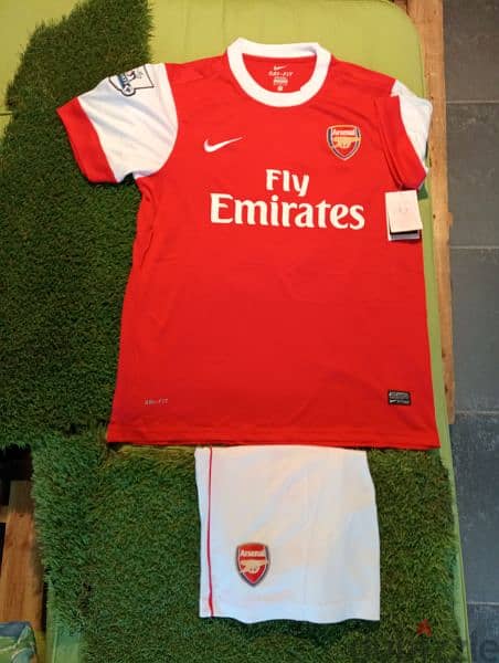 Arsenal Fabregas Retro Football Shirt & Short 1