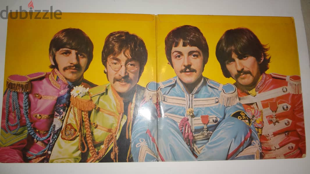 Beatles Sgt. pepper lonely hearts club band vinyl 2