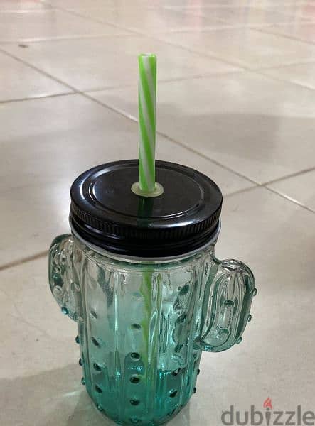 very cute cactus mugs with straws 3