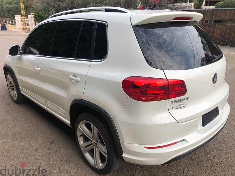 VW Tiguan 2016 R-Line Like New White Fully Loaded 0 Accident سعر جديد 5