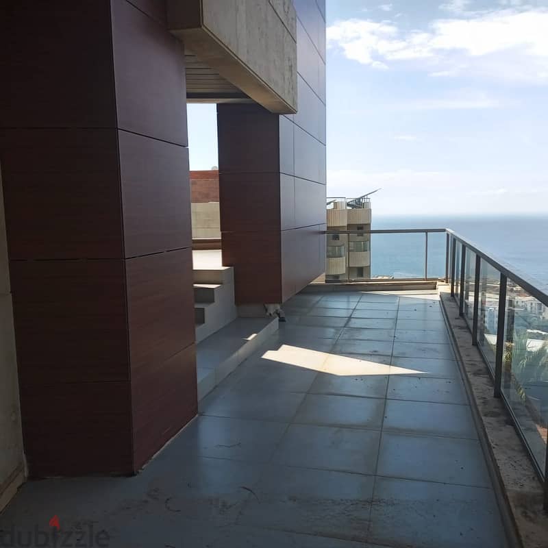 Luxurious 345 m2 apartment + terrace+ open sea view for  sale in Adma 5