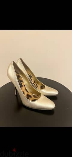 light golden shoes 0