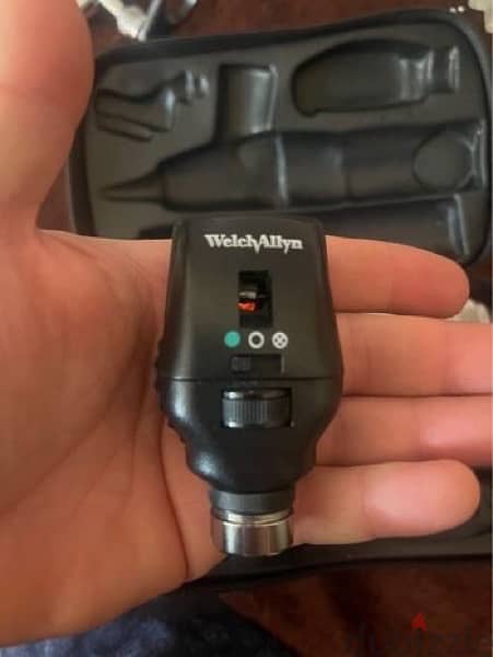 Otoscope and ophthalmoscope Welch Allyn made in usa 3
