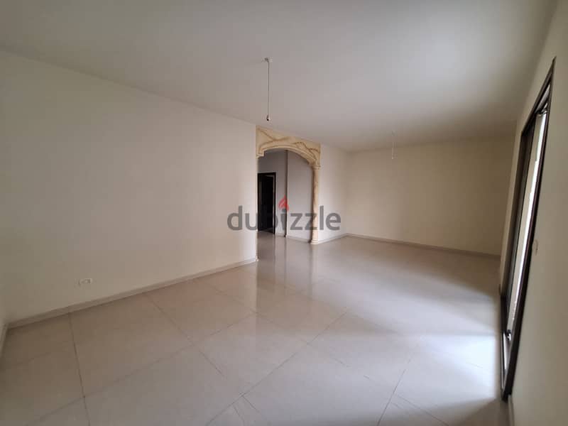 Apartment for Sale in Horch Tabet 12
