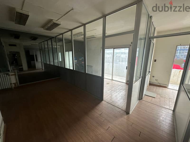 Office Space For Sale in Dekwaneh مكتب للبيع في الدكوانة 1