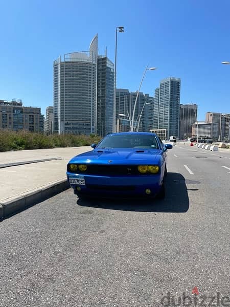 Manual Dodge Challenger R/T 5.7L Hemi v8 3