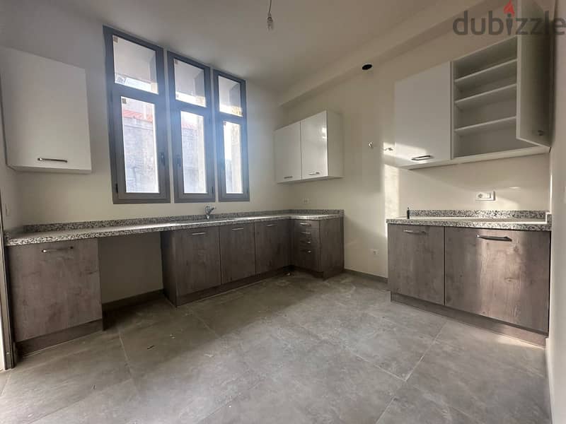 135 m² brand new apartment in Baabdat for rent! 5