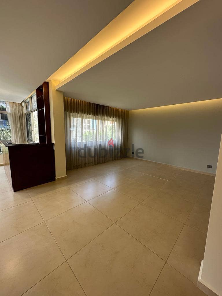 280 m² fully decorated apartment for sale in Naccache!  Prime. Locatio 5