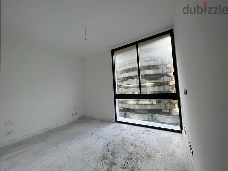 A 225 m2 apartment + open sea view for sale in Ain el mrayseh 2