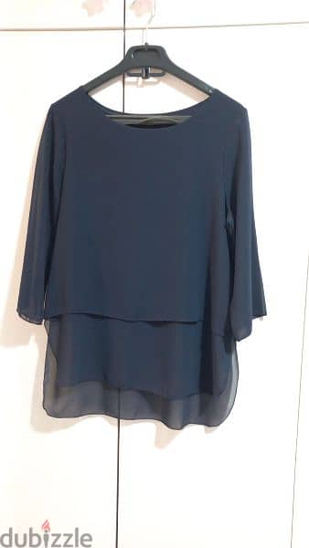 Top size small New New 1