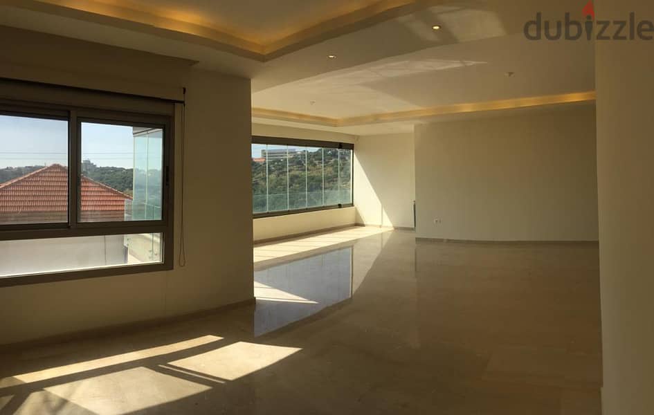 L06754- Apartment for Sale with an Outstanding View in Ain Saade 3