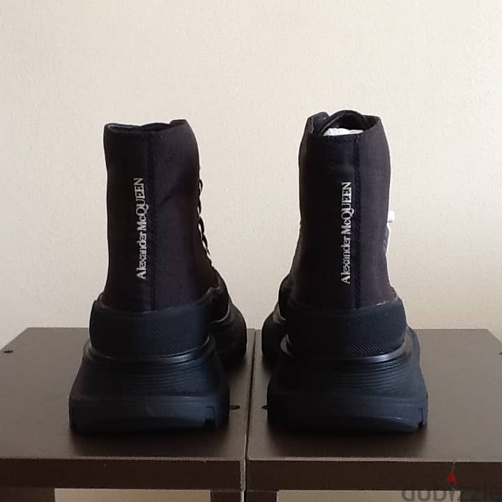 ALEXANDER MCQUEEN Tread Slick Sneakers Boots 1