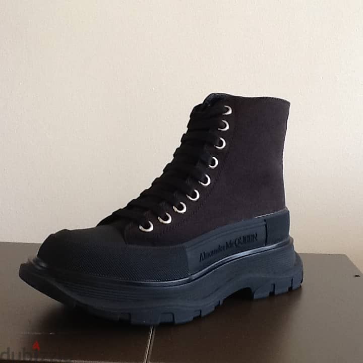 ALEXANDER MCQUEEN Tread Slick Sneakers Boots 3