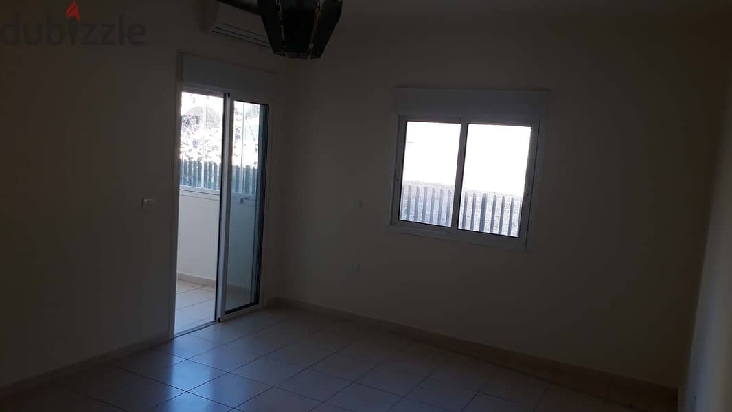 L04951 - Spacious Apartment For Sale in Ain Aar with a Splendid View 8