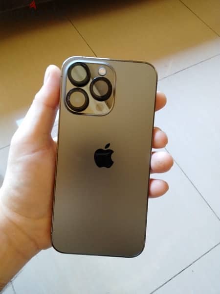 iPhone 13 Pro 1