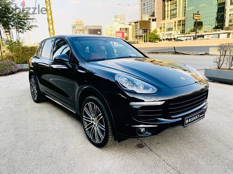 Porsche Cayenne S like new 1