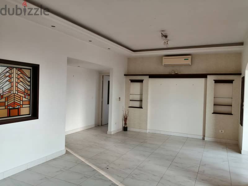 Jdeideh apartment prime location for rent Ref#2548 9