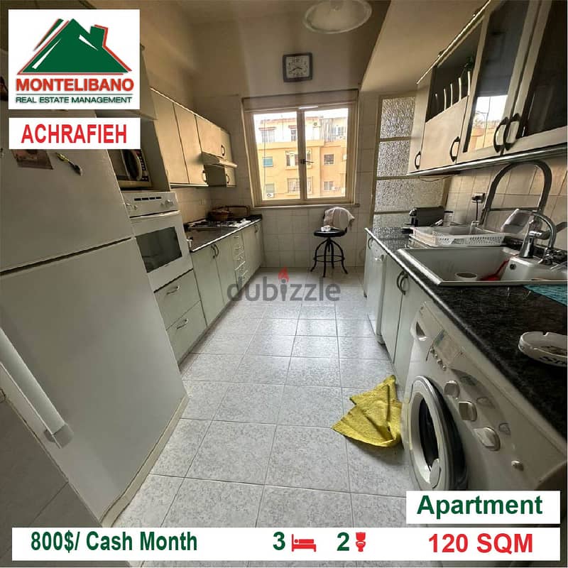 800$/Cash Month!! Apartment for rent in Achrafieh!! 2