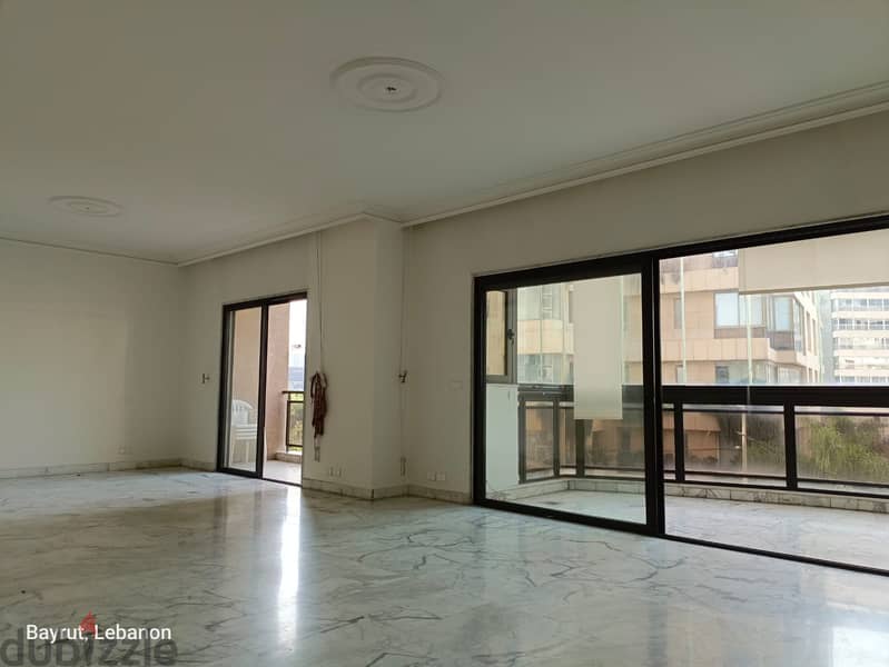 Splended Apartment for Sale in Ain Tineh شقة رائعة للبيع في عين تينة 2